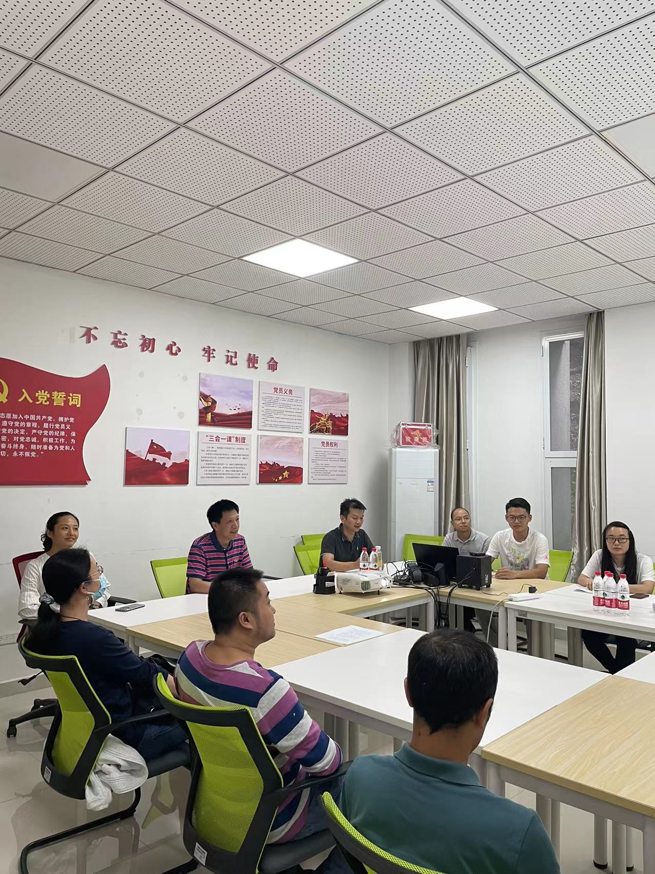 说明: 微信图片_20220913095006 说明: 微信图片_20220913095006